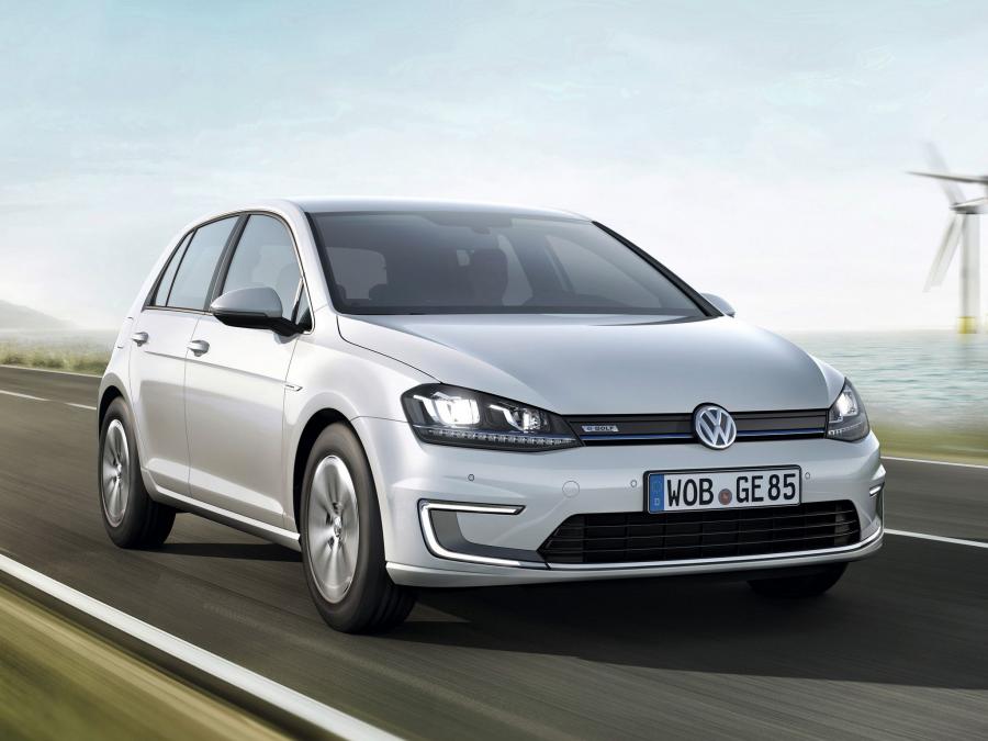  Volkswagen e-Golf 2013 года  (фото 19 из 24)